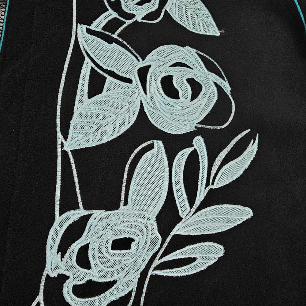 Susan Graver Style Black Fleece Jacket Floral Embroidery Teal Trim Zip Women 2X‎ - Picture 3 of 7